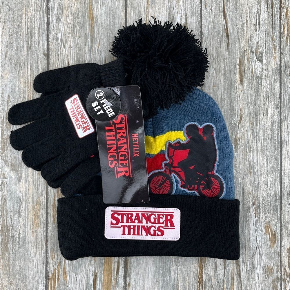 Stranger Things Beanie Hat With Pom Pom & Glove Set